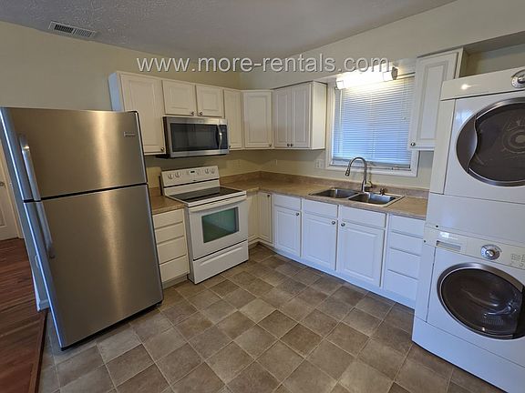 5th image of 505 E Columbus St APT D