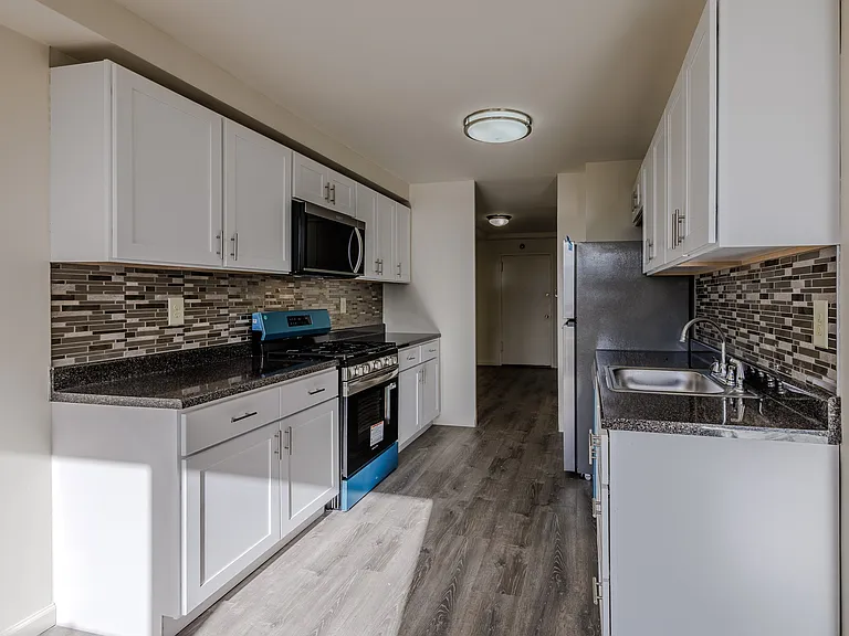 Upgrade your living at Country Club Towers I with modern kitchens featuring sleek appliances, stylish finishes, and spacious layouts. Enjoy comfort and convenience in a vibrant community. Schedule your tour today to see your new home!