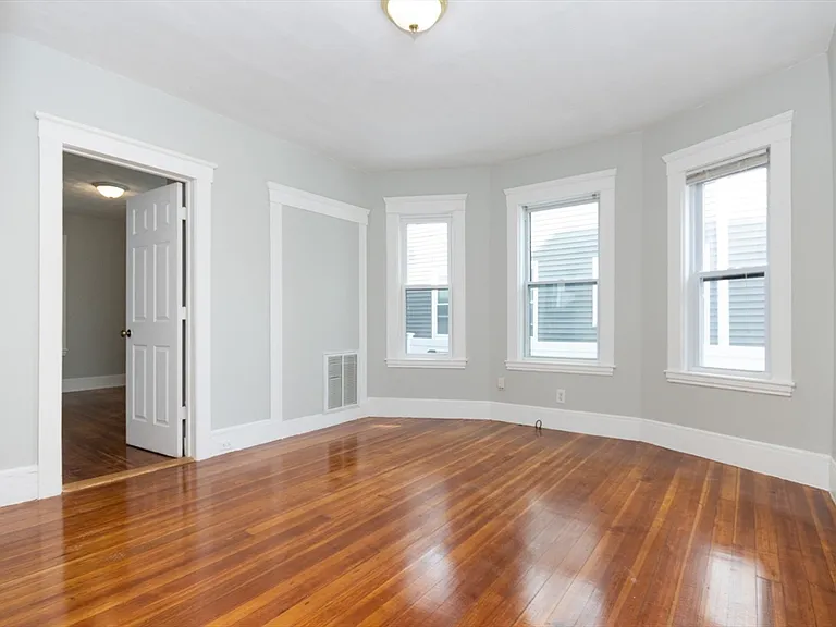 35 Torrey St #3 — Photo 9