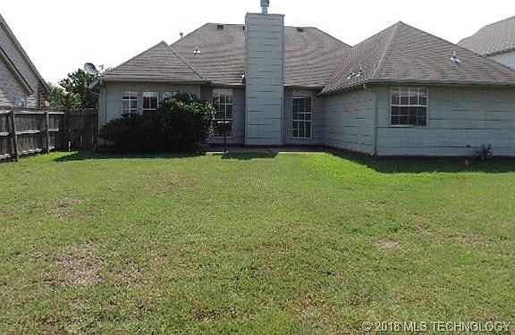 5th image of 3914 S 199 East Ave