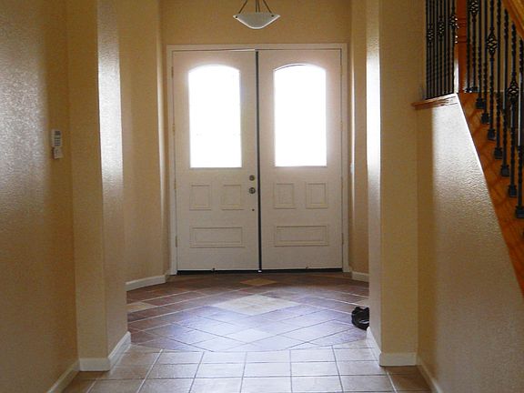 4th image of 7878 Tigerwoods Dr