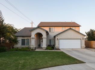 689 W Mariposa St, Kingsburg, CA