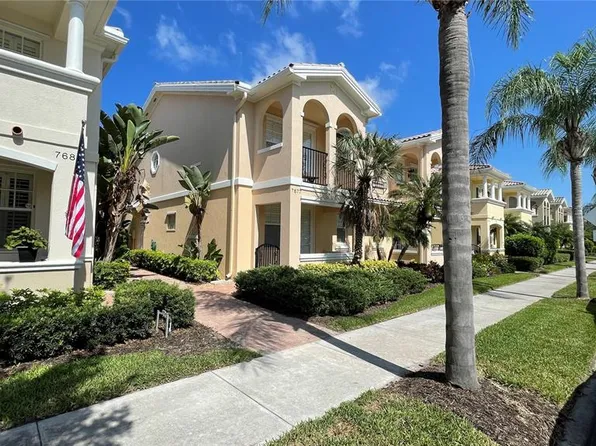 7677 Bergamo Ave, Sarasota, FL 34238
