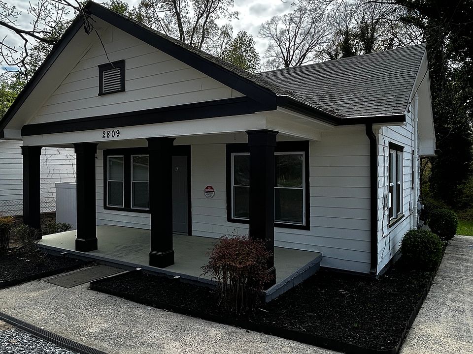 1st image of 2809 7th St SW #B