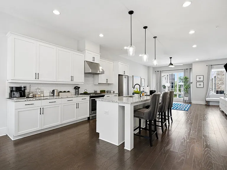 285 Castleberry Hill Walk SW — Photo 15