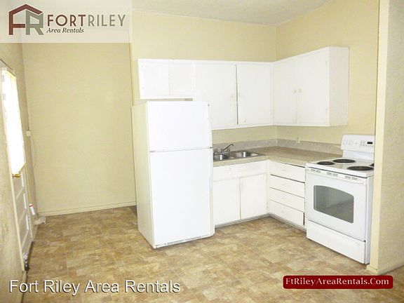 4th image of 801 W 11th St APT 1