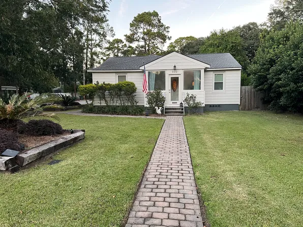 502 E 65th St, Savannah, GA 31405