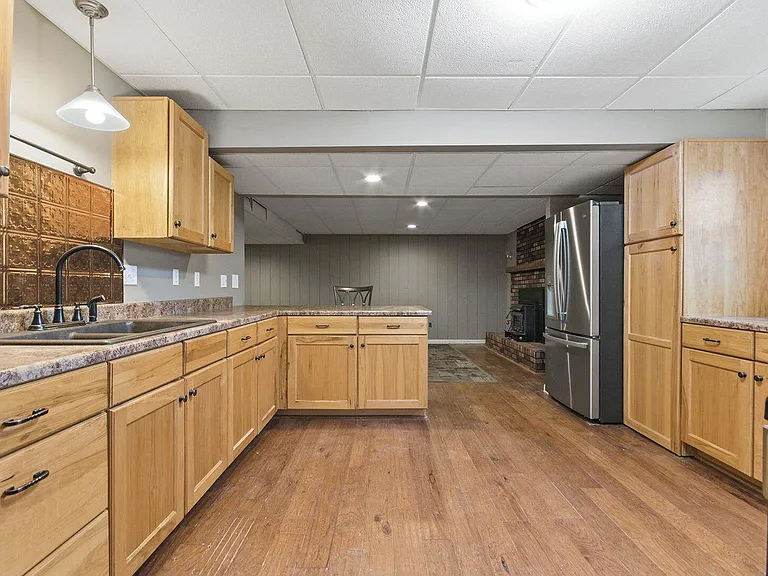 852 N Dometrorch Rd — Photo 5