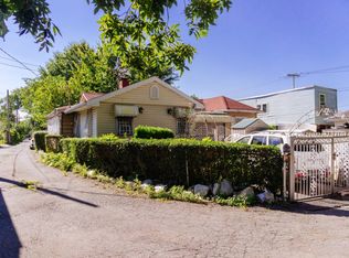 1301 Harding Park, Bronx, NY 10473