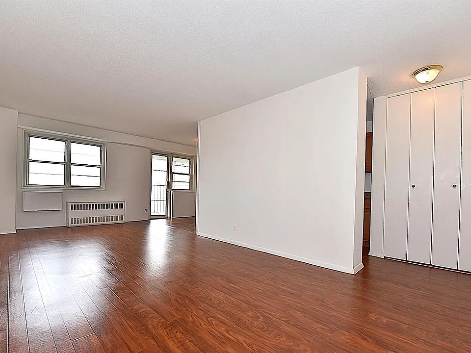 1st image of 4730 59th St APT 6g