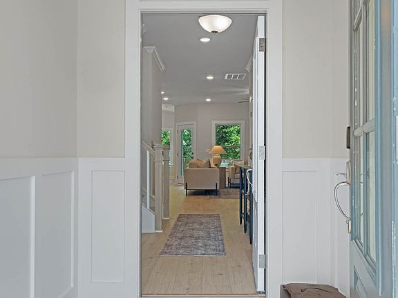 The Apex Smart Door Delivery Center