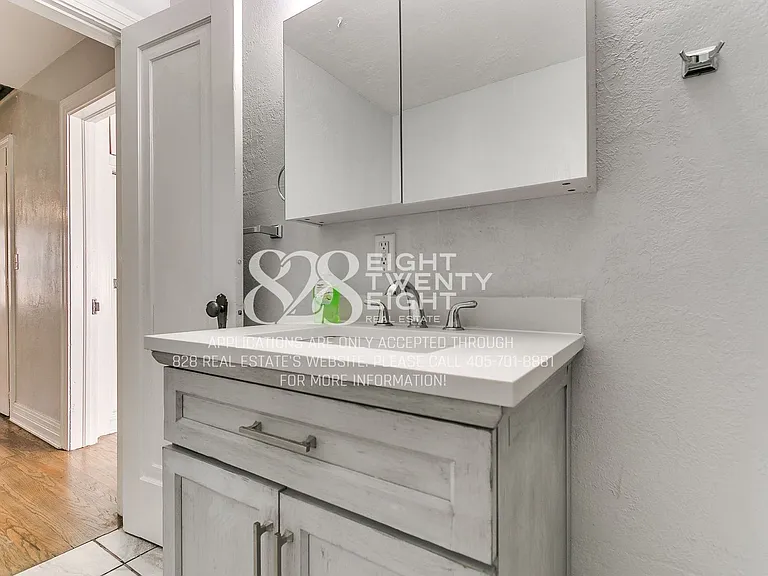 930 Miller Ave — Photo 35