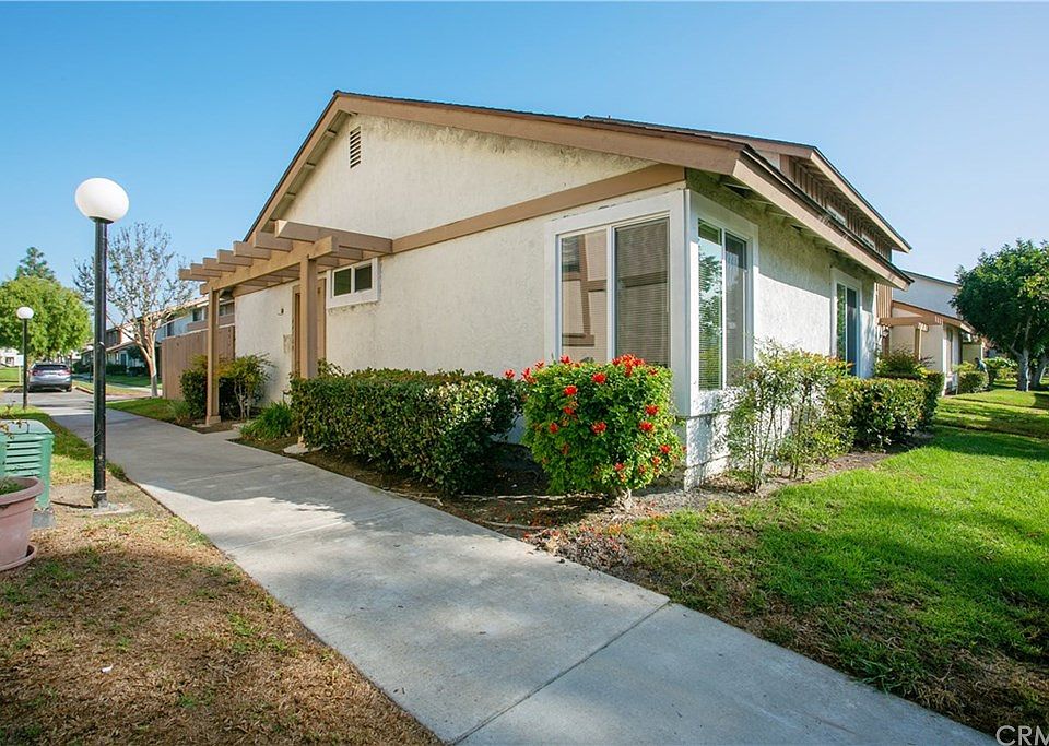 1st image of 441 W Alton Ave #442