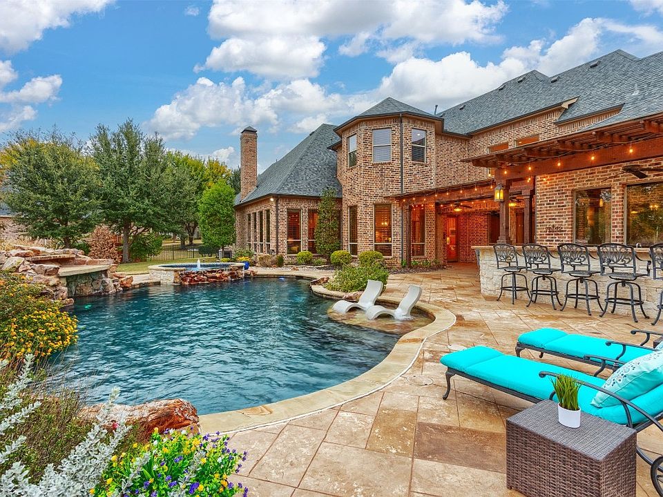 1st image of 409 Windwood Ct