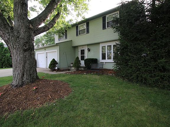 2nd image of 286 Jasper Ln