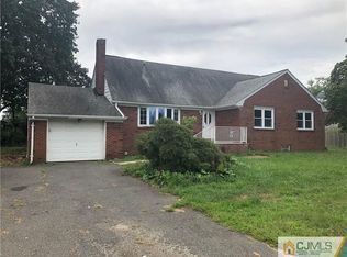 182 Prospect Plains Rd, Monroe Township, NJ 08831