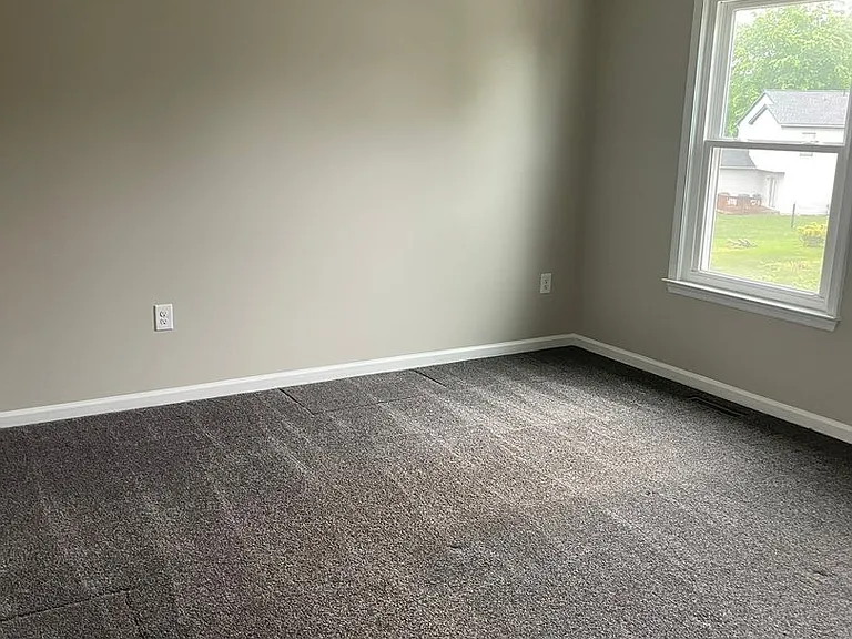 35 Honeysuckle Dr — Photo 32