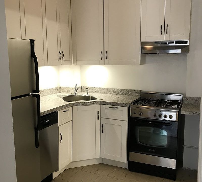 1st image of 136 Joralemon St APT 2F