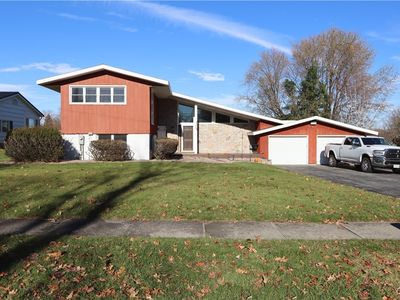 450 Harris Dr, Watertown, NY, 13601