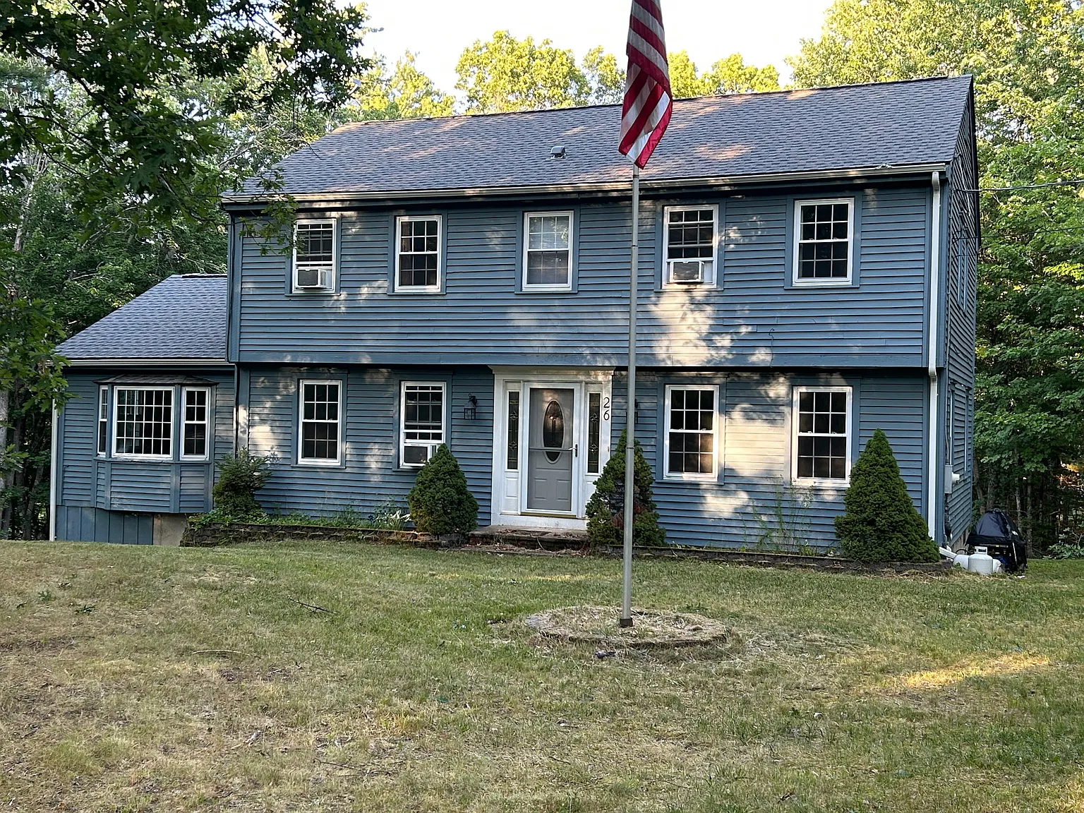 4 bed, 2.5 bath, 2648 sqft, $3,700 — Photo 1