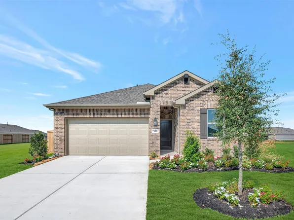 583 Day Station Dr, Dayton, TX 77535