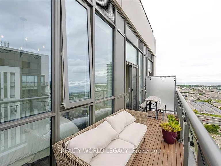 17 Zorra St #2407 — Photo 22