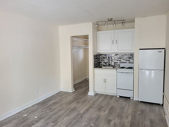 5th image of 510 3rd St N APT 3