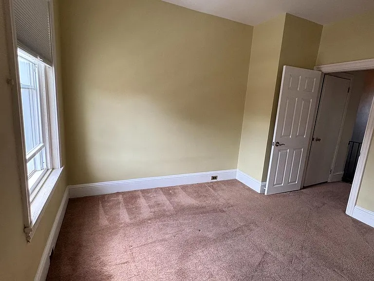 6758 Hegerman St — Photo 14