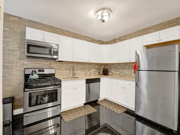 9707 Fourth Avenue image 6 of 18