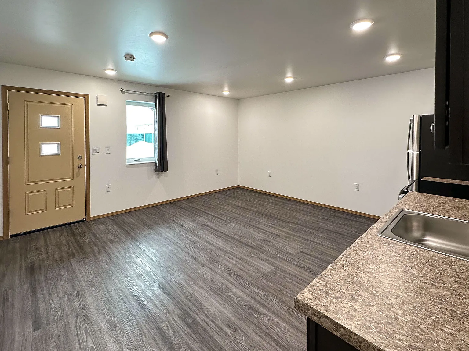 2739 Stone Pointe Ct — Photo 2