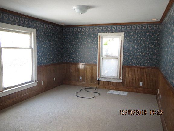 3rd image of 350 S Warpole St