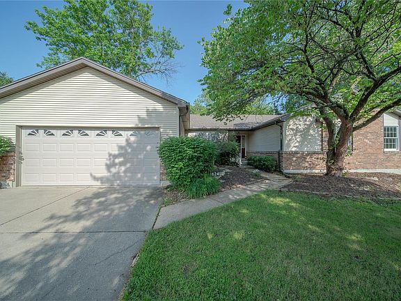 5th image of 1624 Fahrpark Ct
