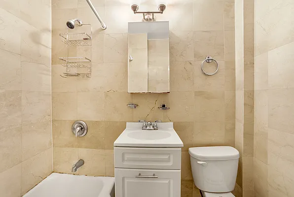 Rented by Compass | media 11