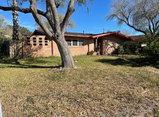 1512 Santa Cecilia Dr, Kingsville, TX 78363