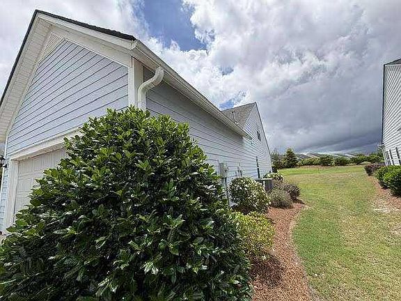 4th image of 521 Lyrebird Ave