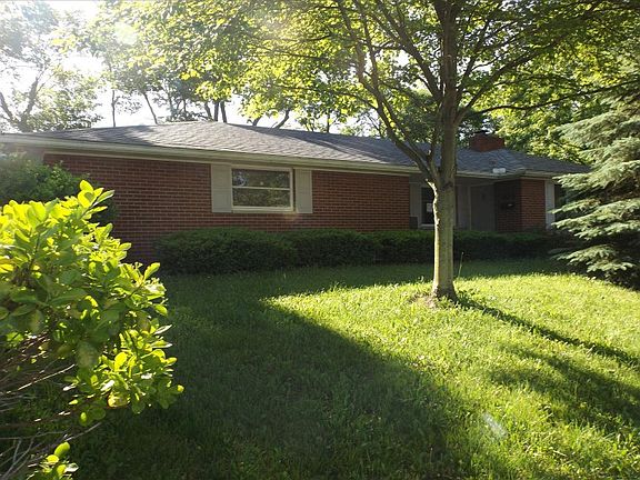 2nd image of 104 Cole Ave