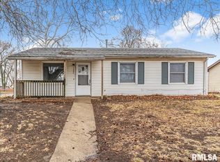 1848 Honeysuckle Ct, Springfield, IL 62703