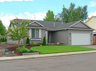 449 Cherrywood Dr, Monmouth, OR 97361