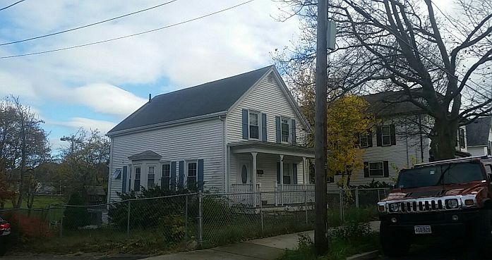 2nd image of 56 Laurel St