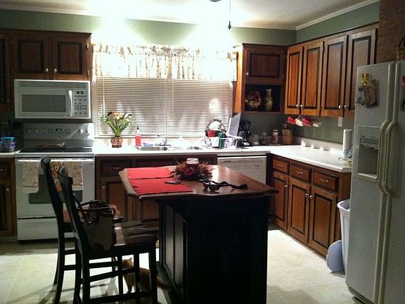 5th image of 1699 Hazelwood Dr