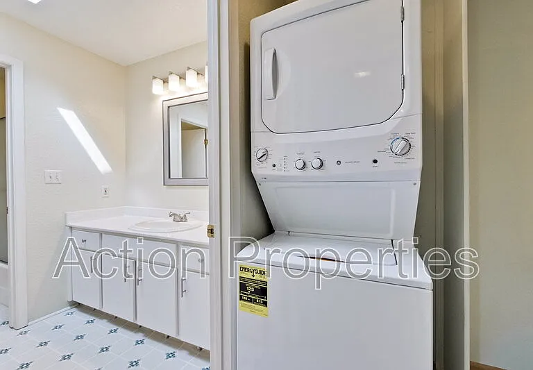 180 Albacore Ln — Photo 16
