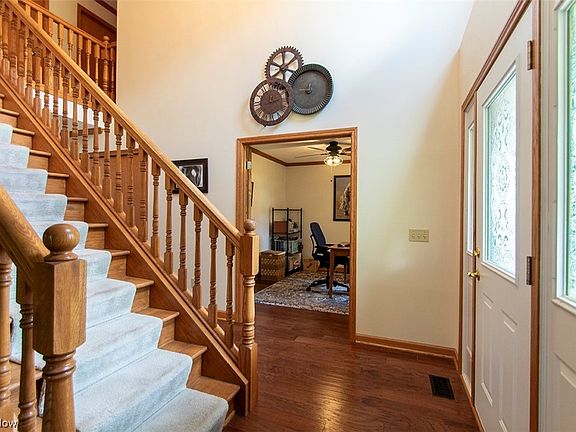 2nd image of 3614 Turnberry Dr