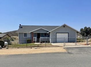 28121 West Dr, Canyon Lake, CA 92587