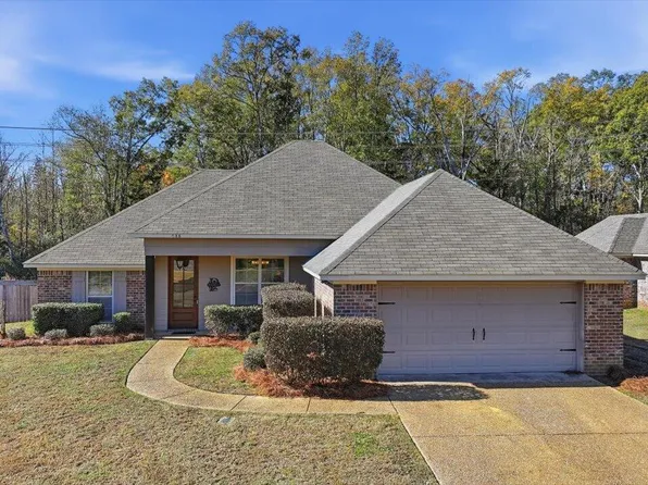 988 Clubhouse Dr, Pearl, MS 39208