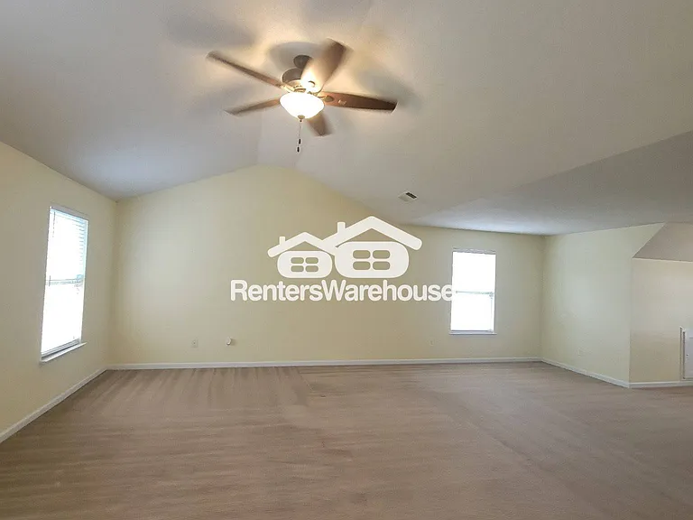 118 Laughlin Dr — Photo 23