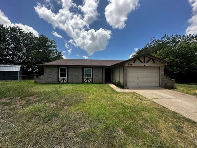 5700 Saddleback Cir, Haltom City, TX, 76148
