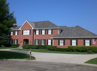 1791 Aspen Dr, Lake Forest, IL 60045