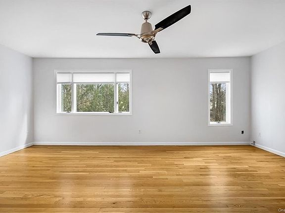4th image of 2028 Palmer Ave #2028