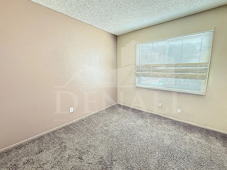 4514 E Riverside St — Photo 11