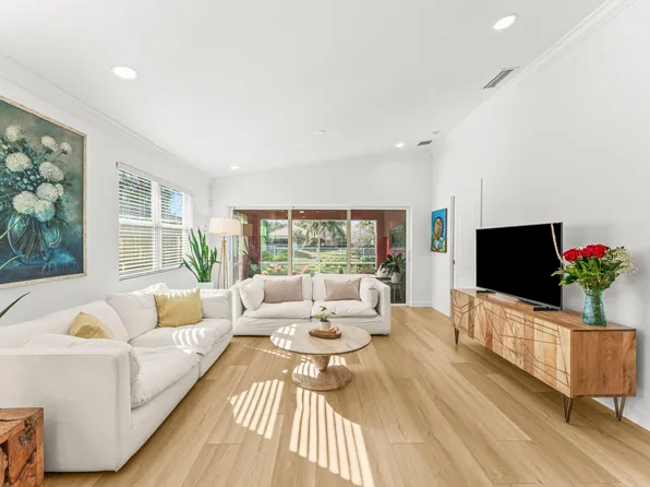 8370 Eleuthera Lane, Wellington, FL 33414